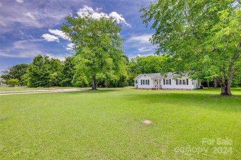 A home in Richburg