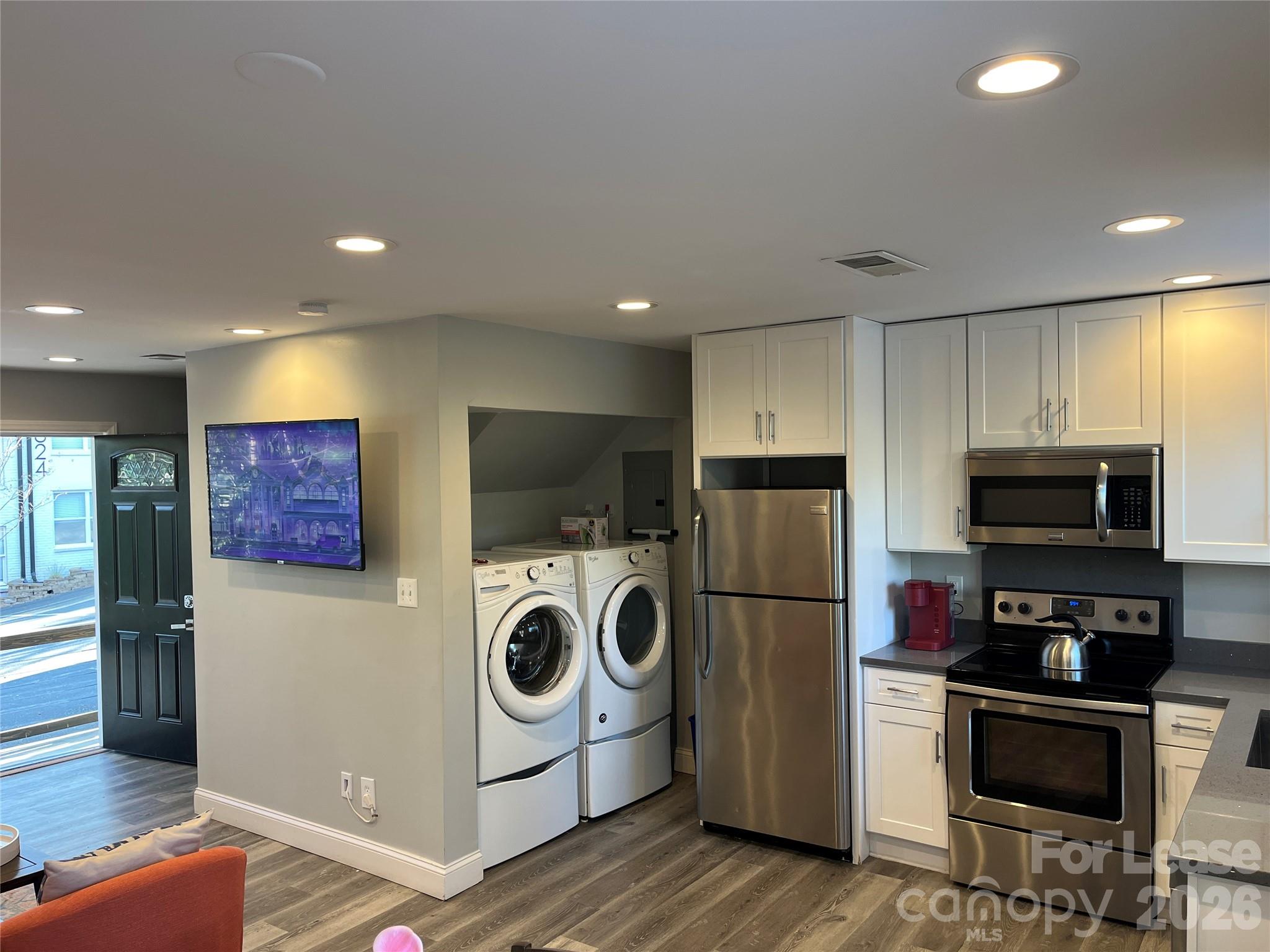 1816 N Mcdowell Street