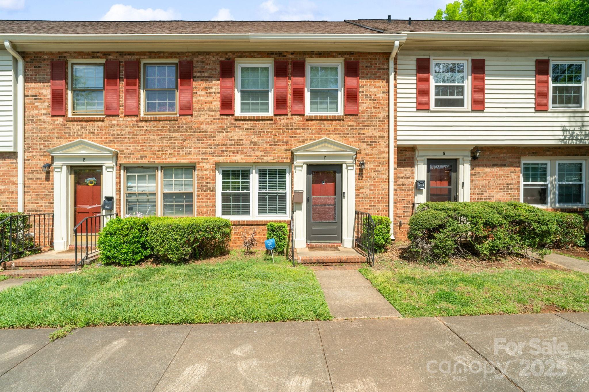 Carriage House - Residential