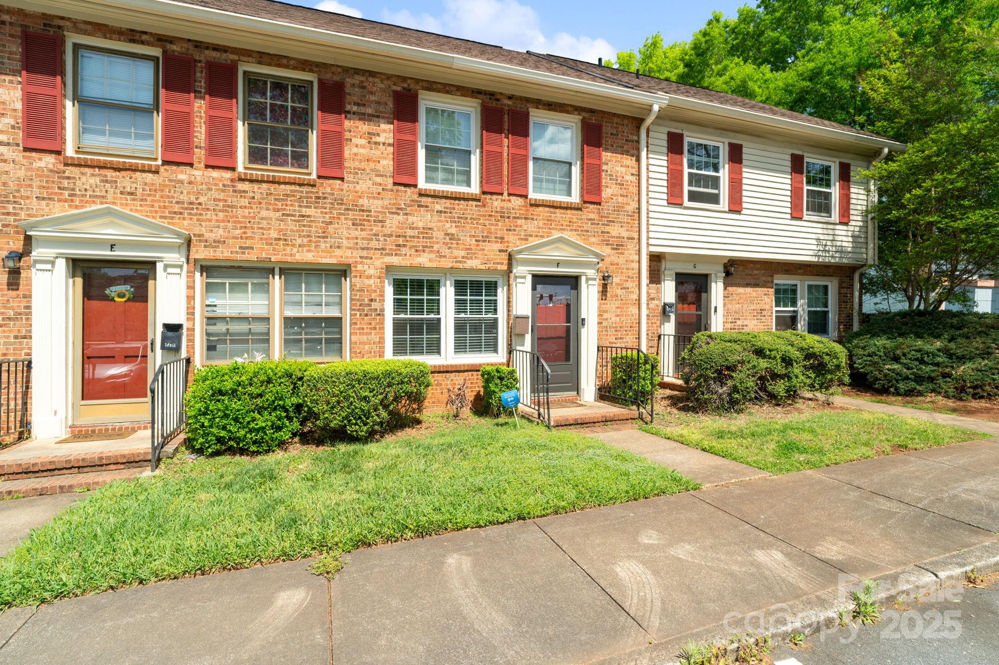 Carriage House - Residential