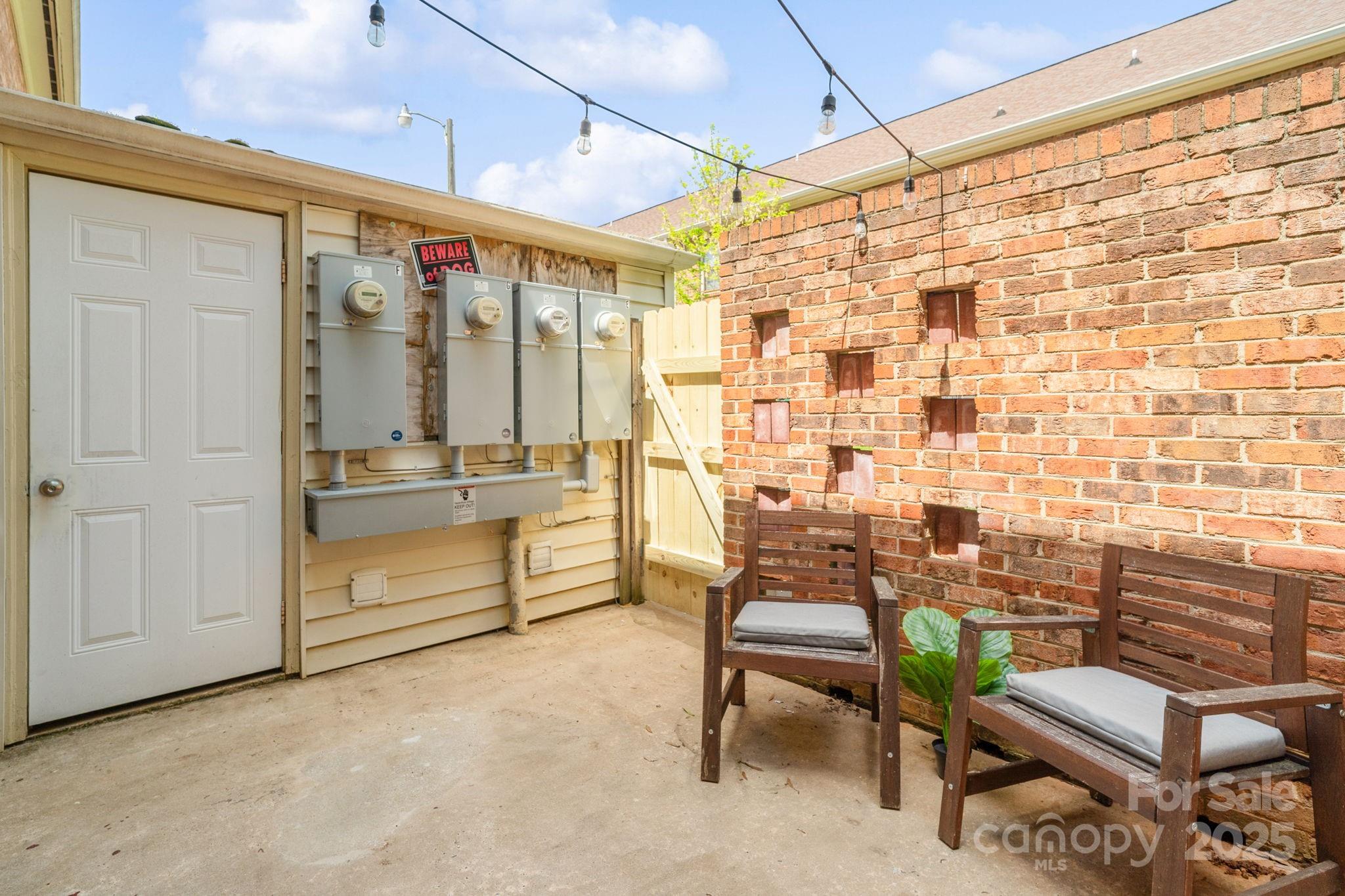 Carriage House - Residential