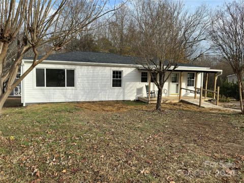 A home in Hickory