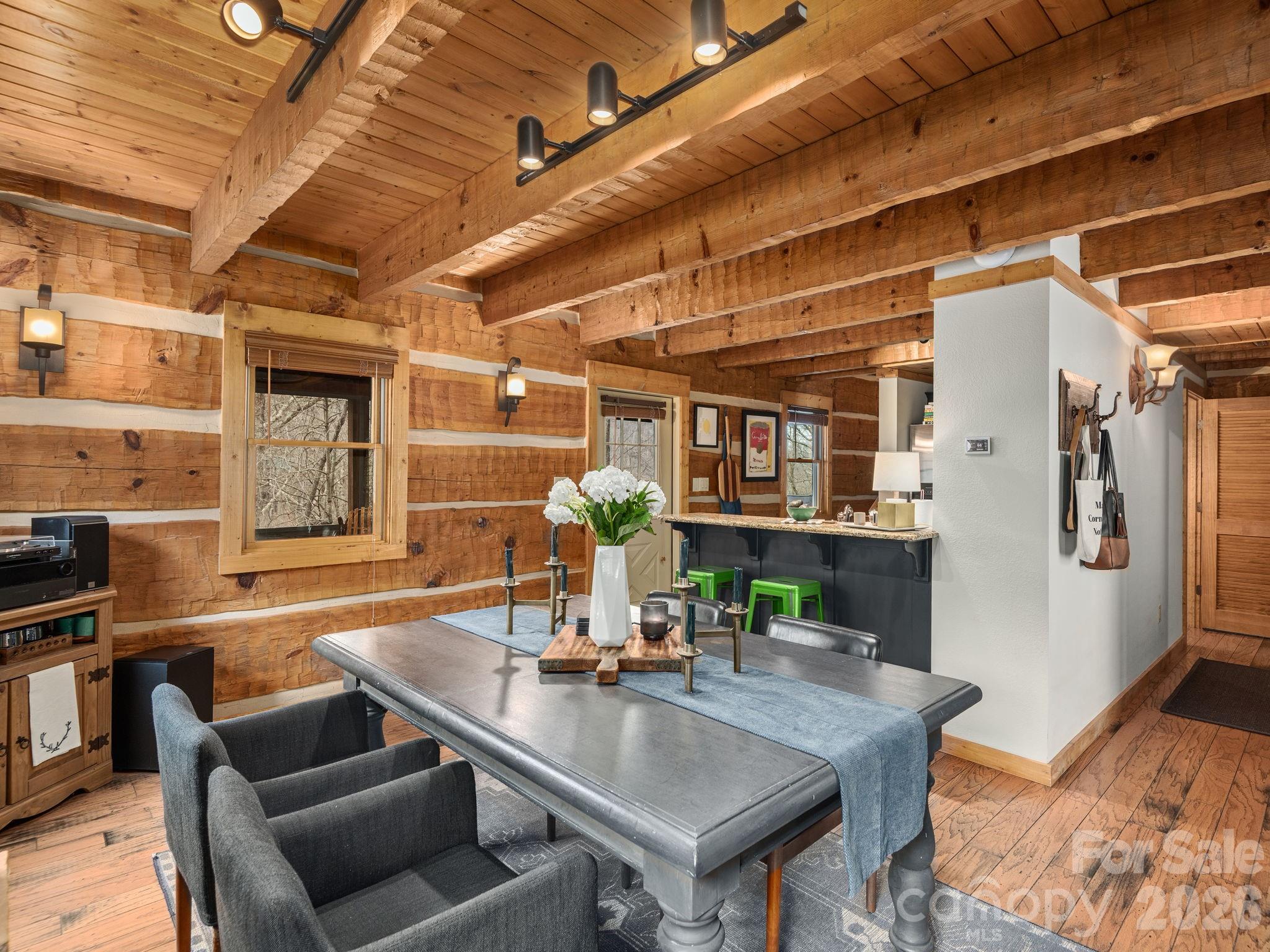 181 Grinnin Sun Road