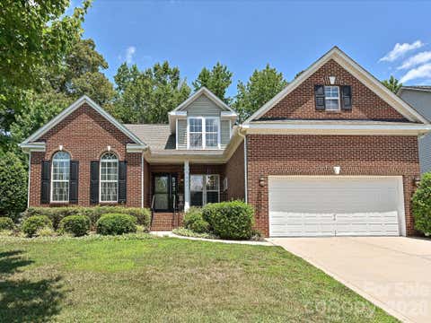 Photo of 377 Chorus Road, Fort Mill, SC 29715 (MLS # 4402679)