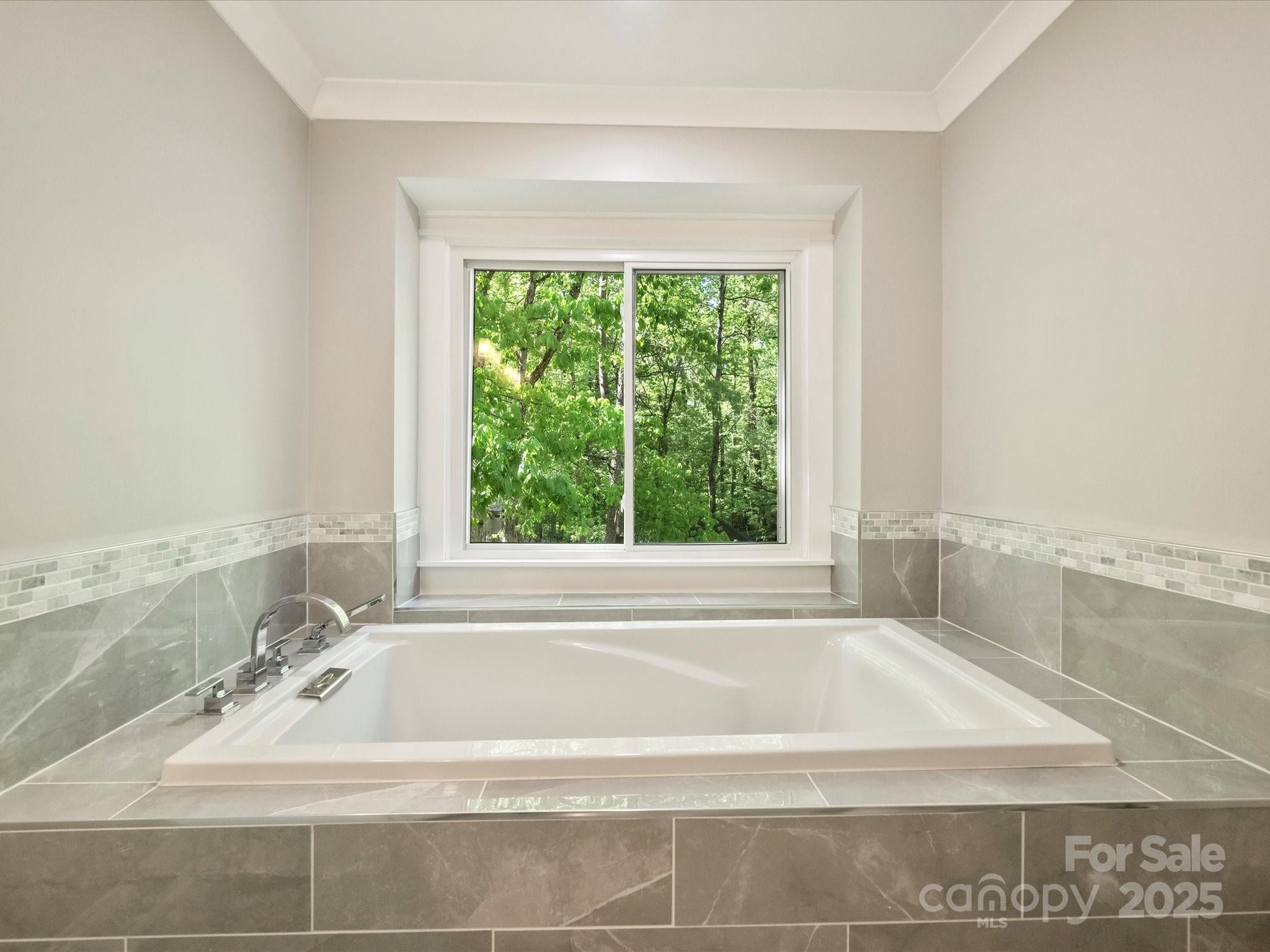 Huntcliffe - Residential