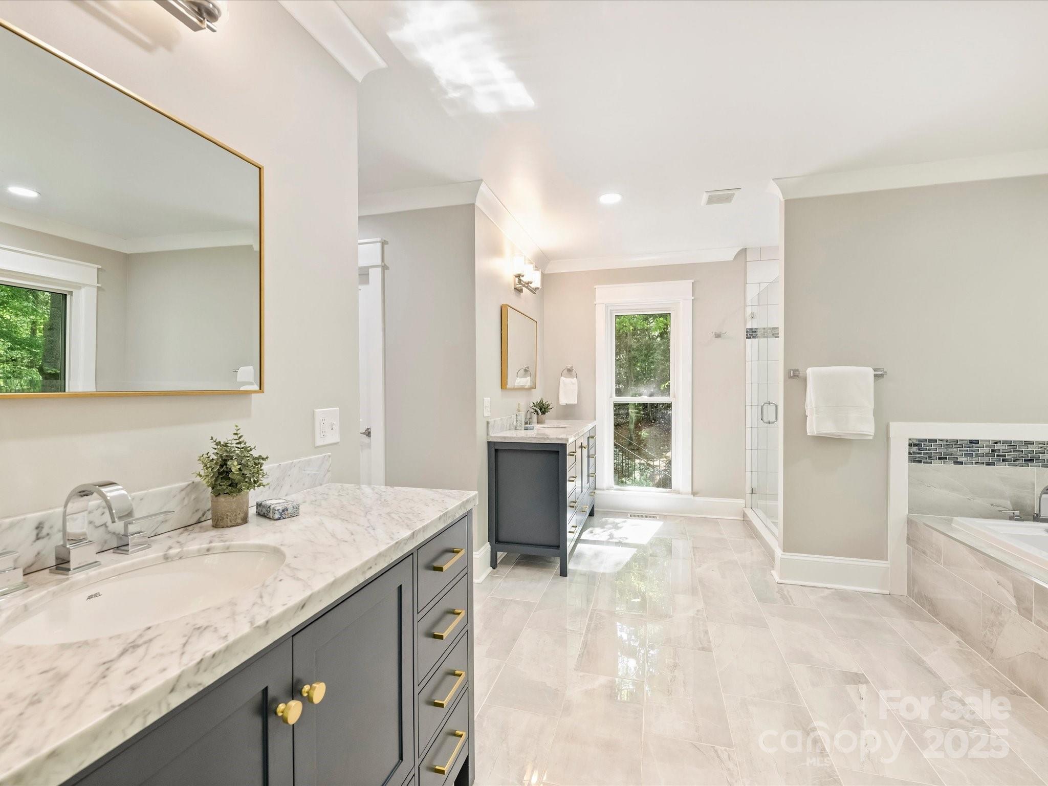 Huntcliffe - Residential