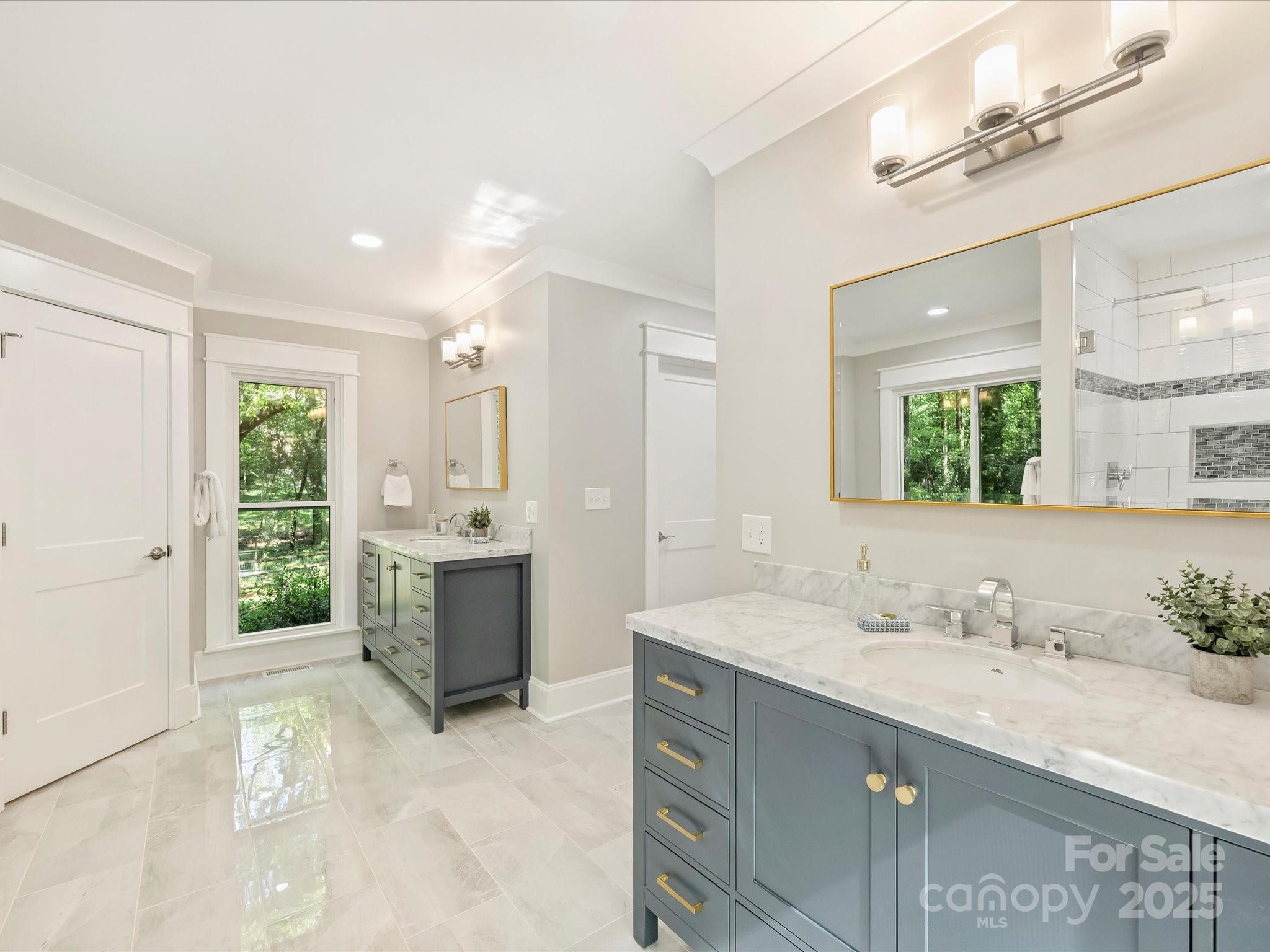 Huntcliffe - Residential