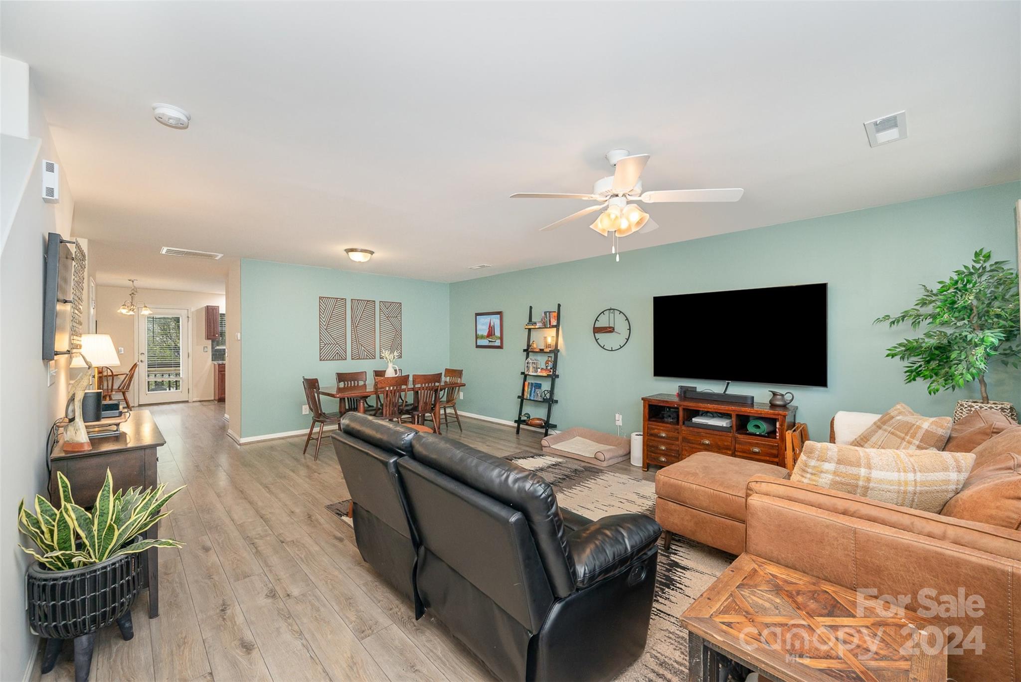 Riverfront - Residential