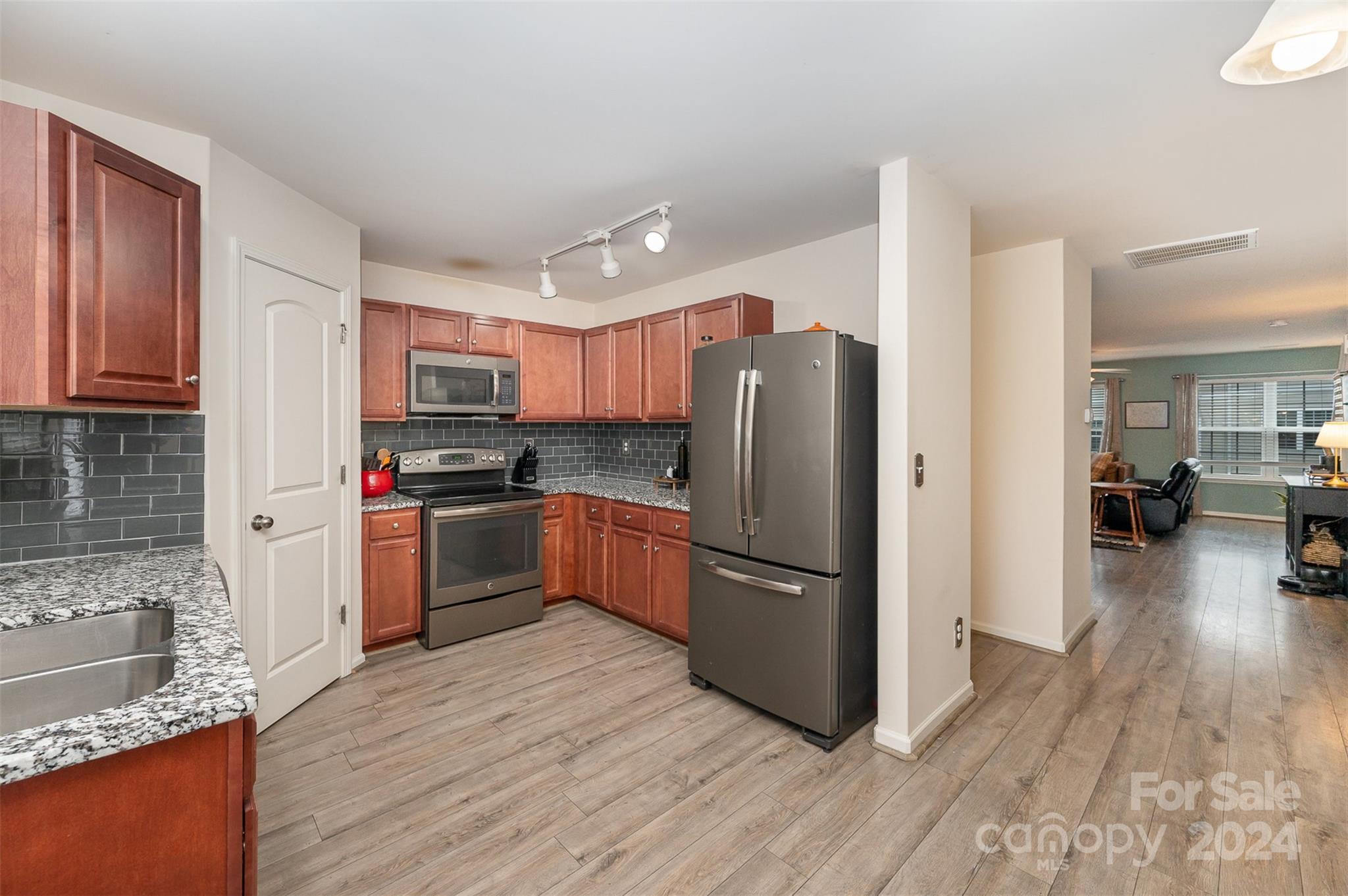 Riverfront - Residential