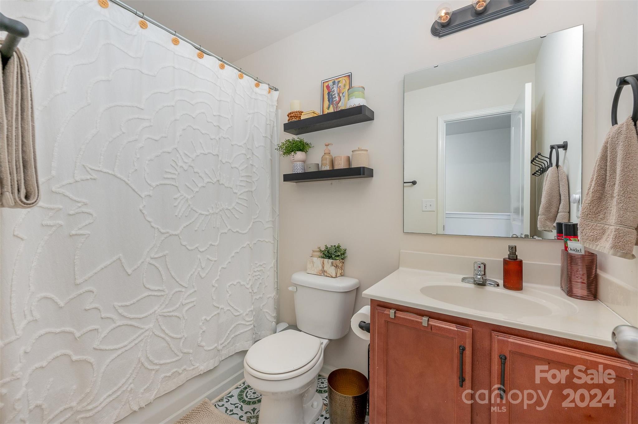 Riverfront - Residential