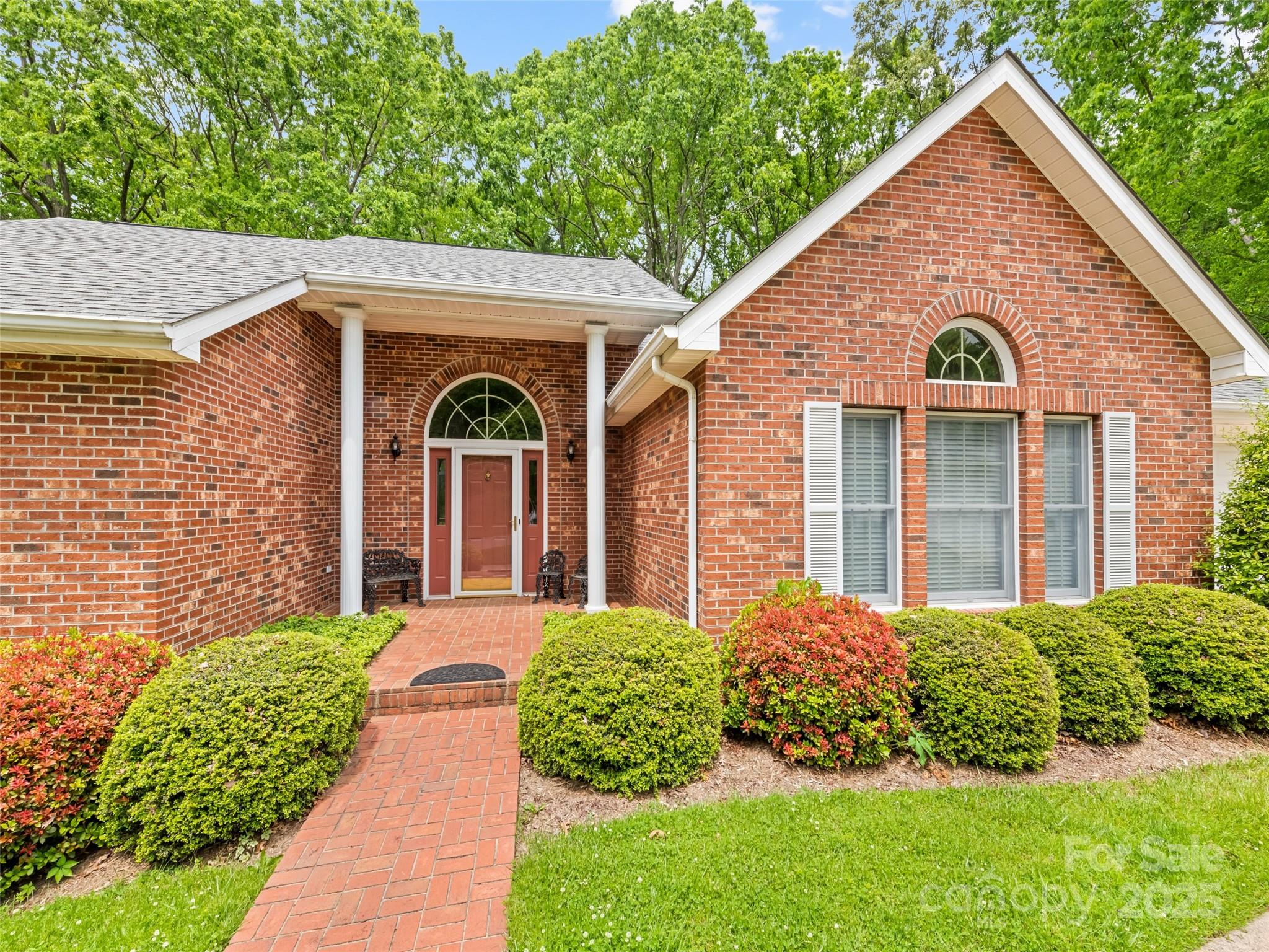 185 Oak Ridge Drive