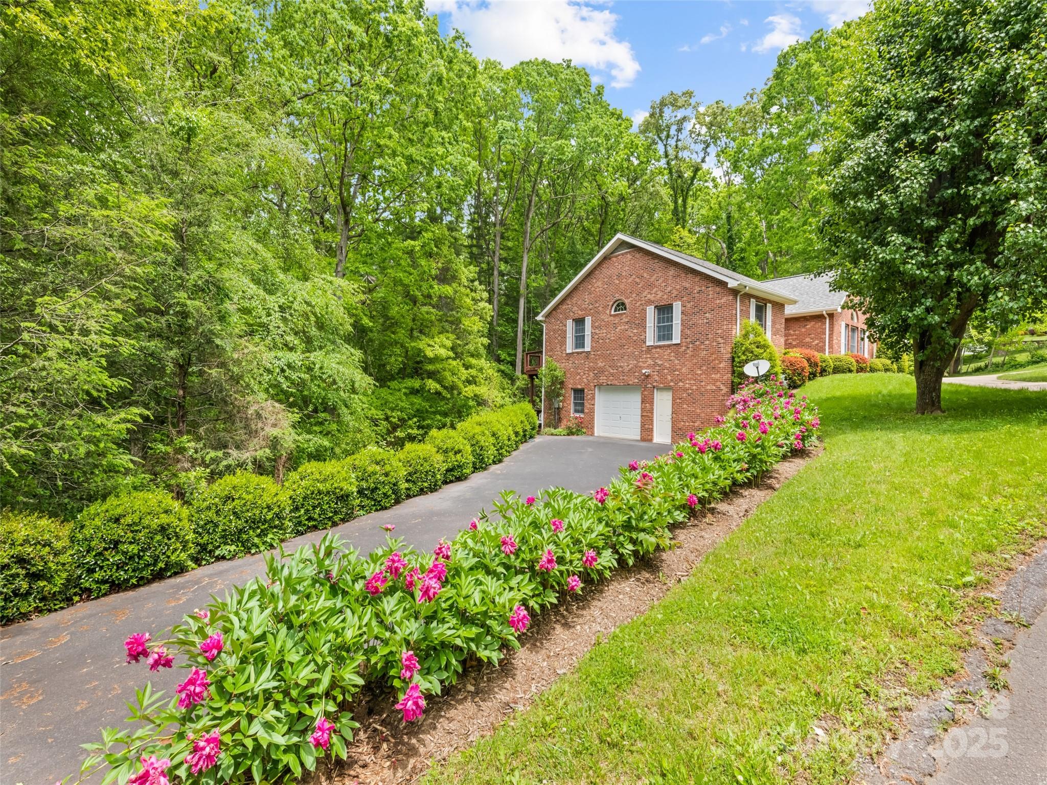 185 Oak Ridge Drive