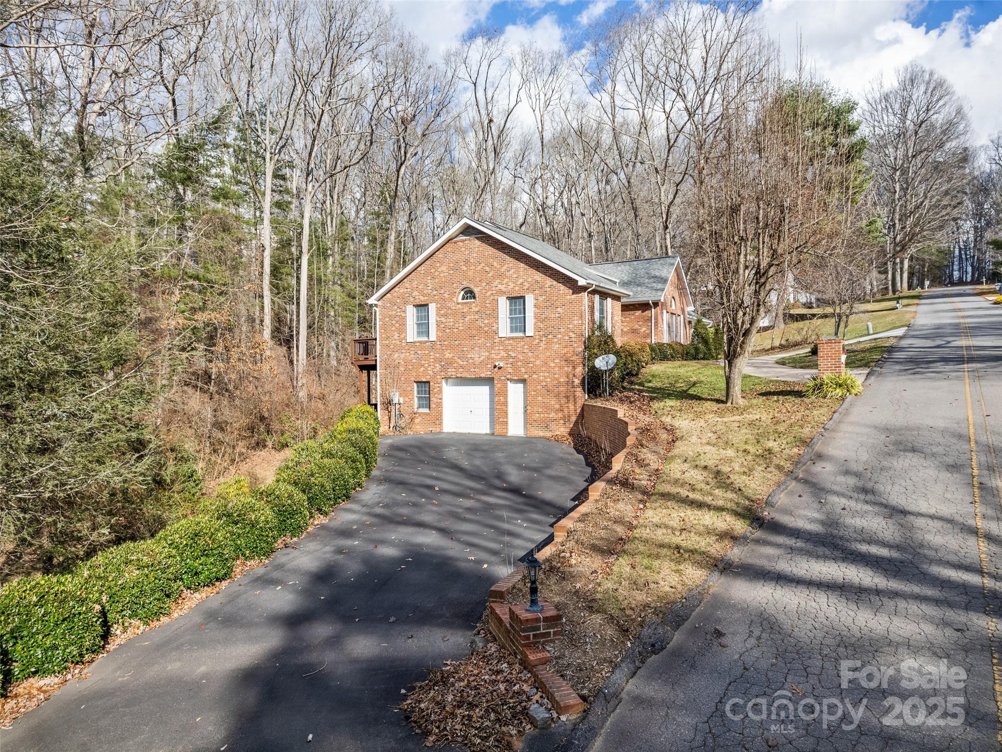 185 Oak Ridge Drive