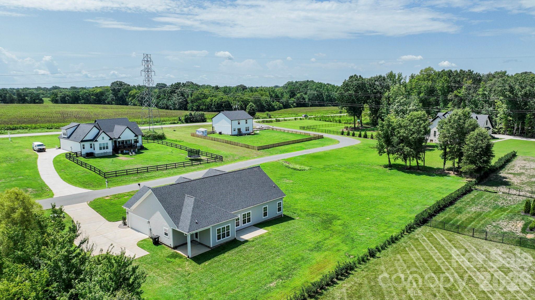 3013 Isle Lane