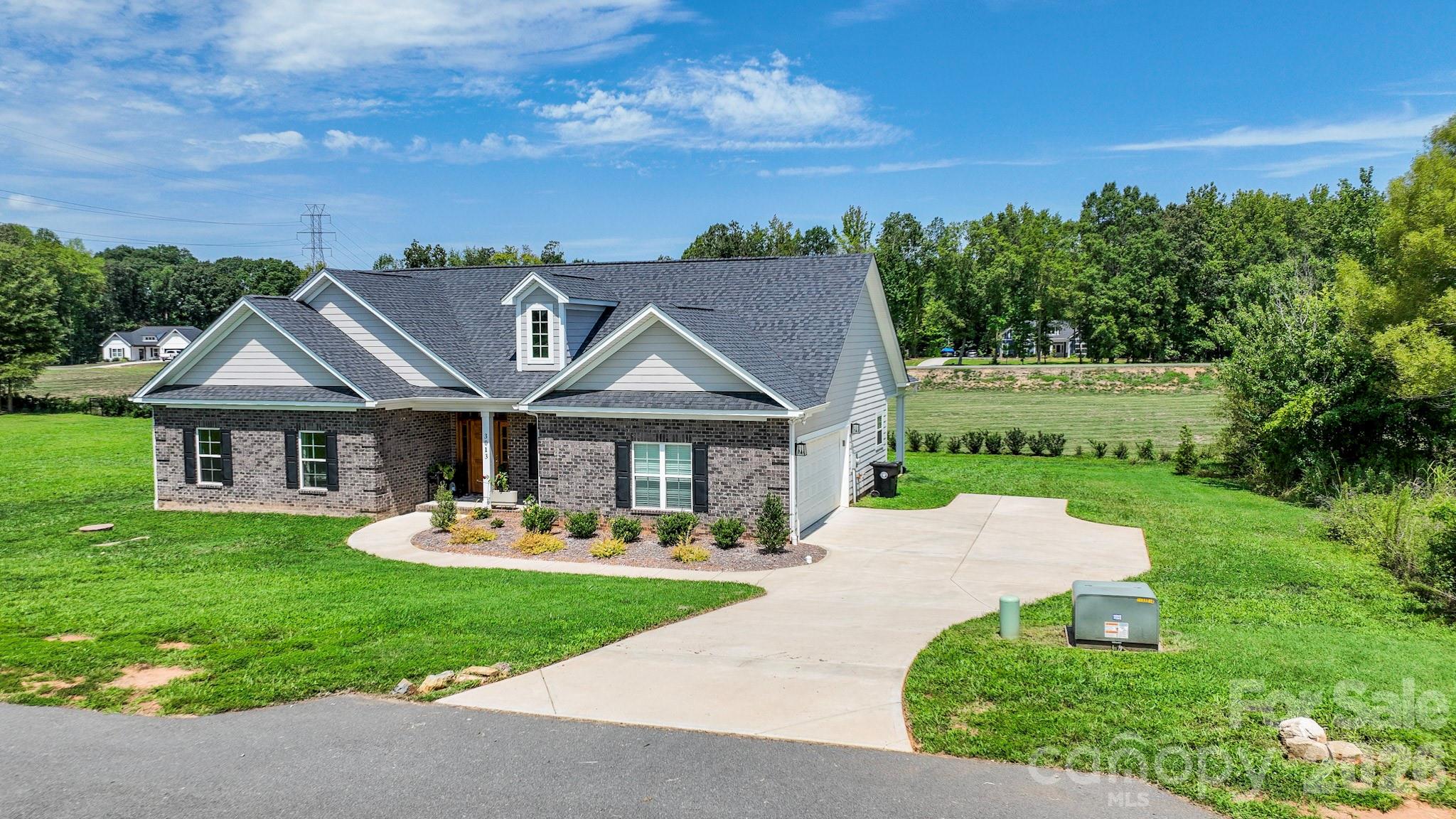 3013 Isle Lane