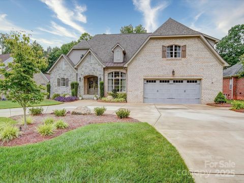 4025 Foxes Trail Cramerton NC 28032