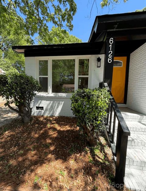 6126 Amberly Lane Charlotte NC 28213