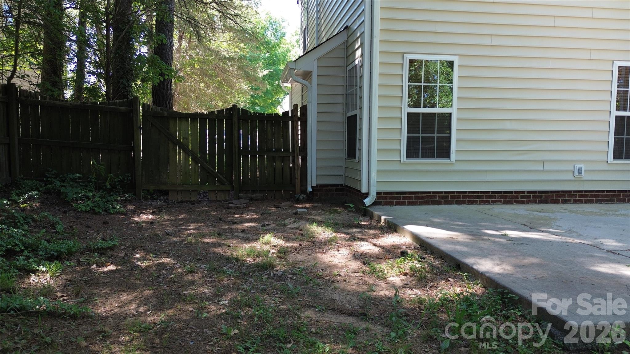 THE GATES - Residential