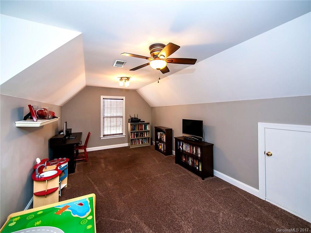 The Summit - Residential