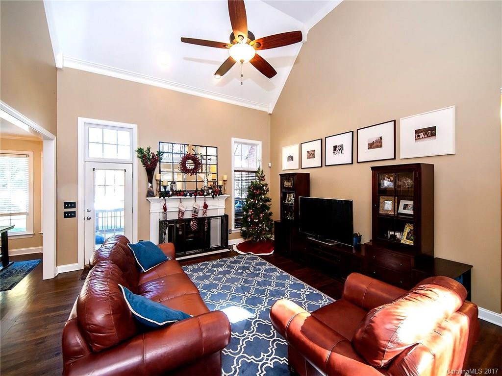 The Summit - Residential