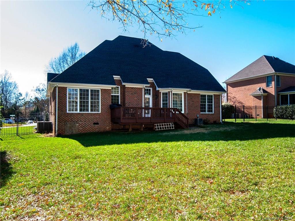 The Summit - Residential