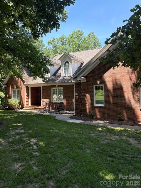 Photo of 4016 Ancestry Circle, Weddington, NC 28104 (MLS # 4390345)