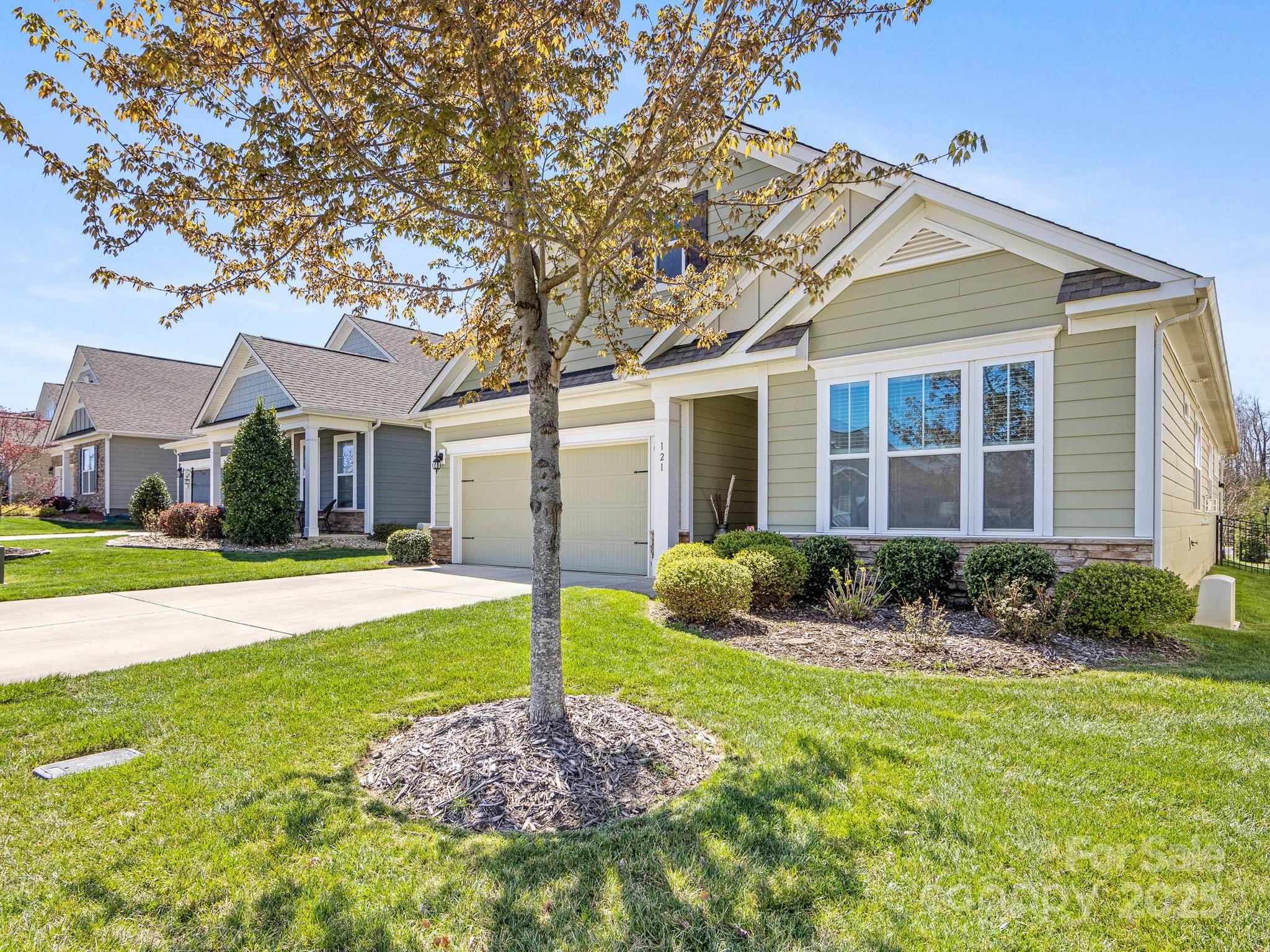 121 Hanks Bluff Drive