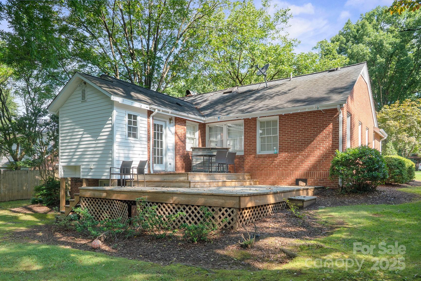 Hillcrest - Residential