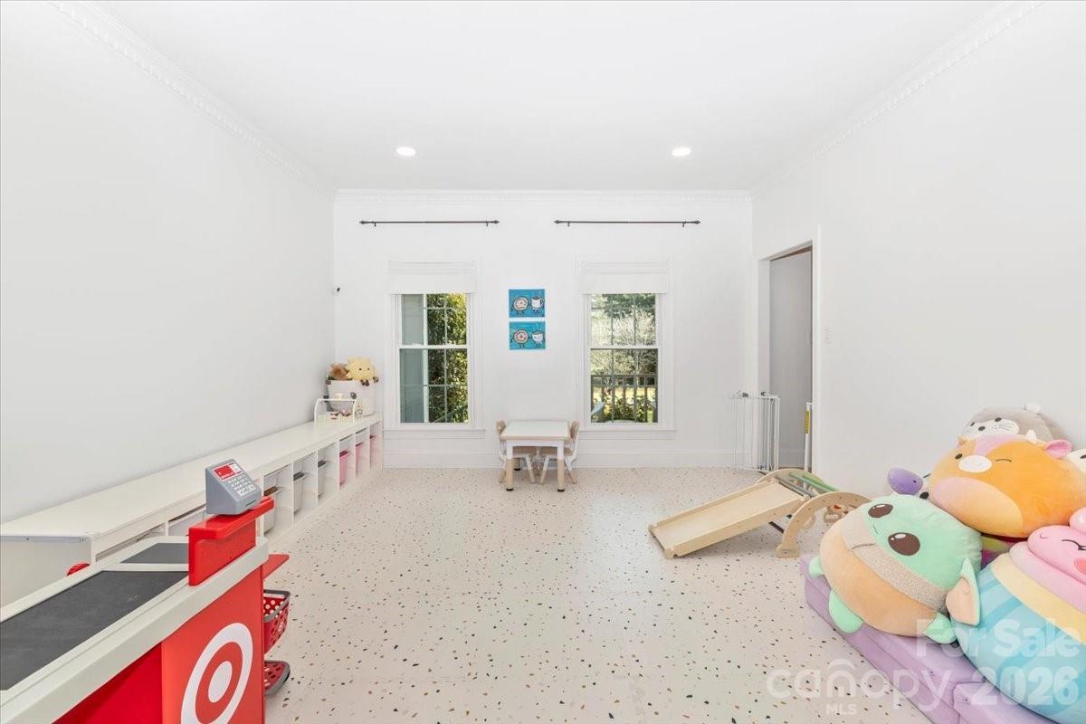 Fairlawn - Residential