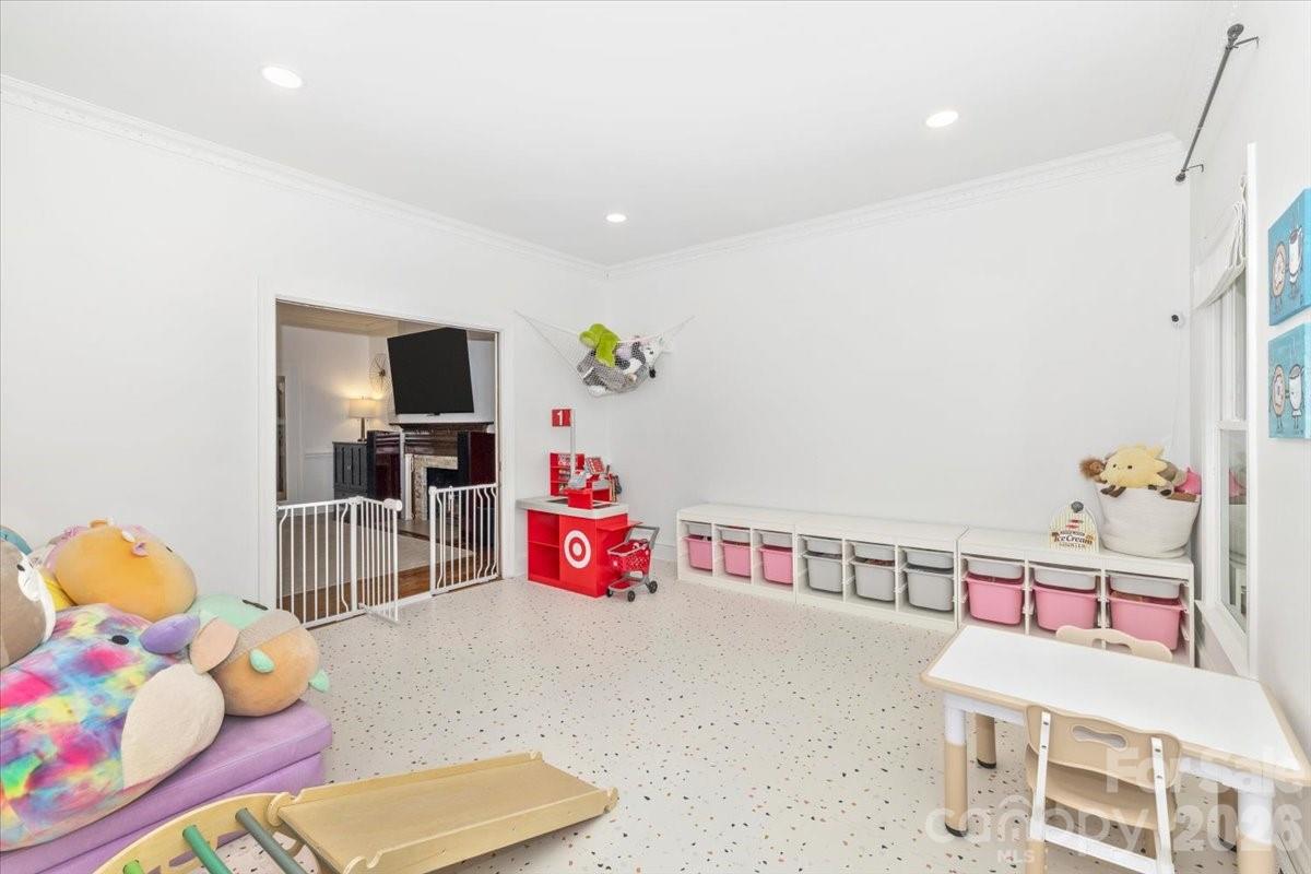 Fairlawn - Residential