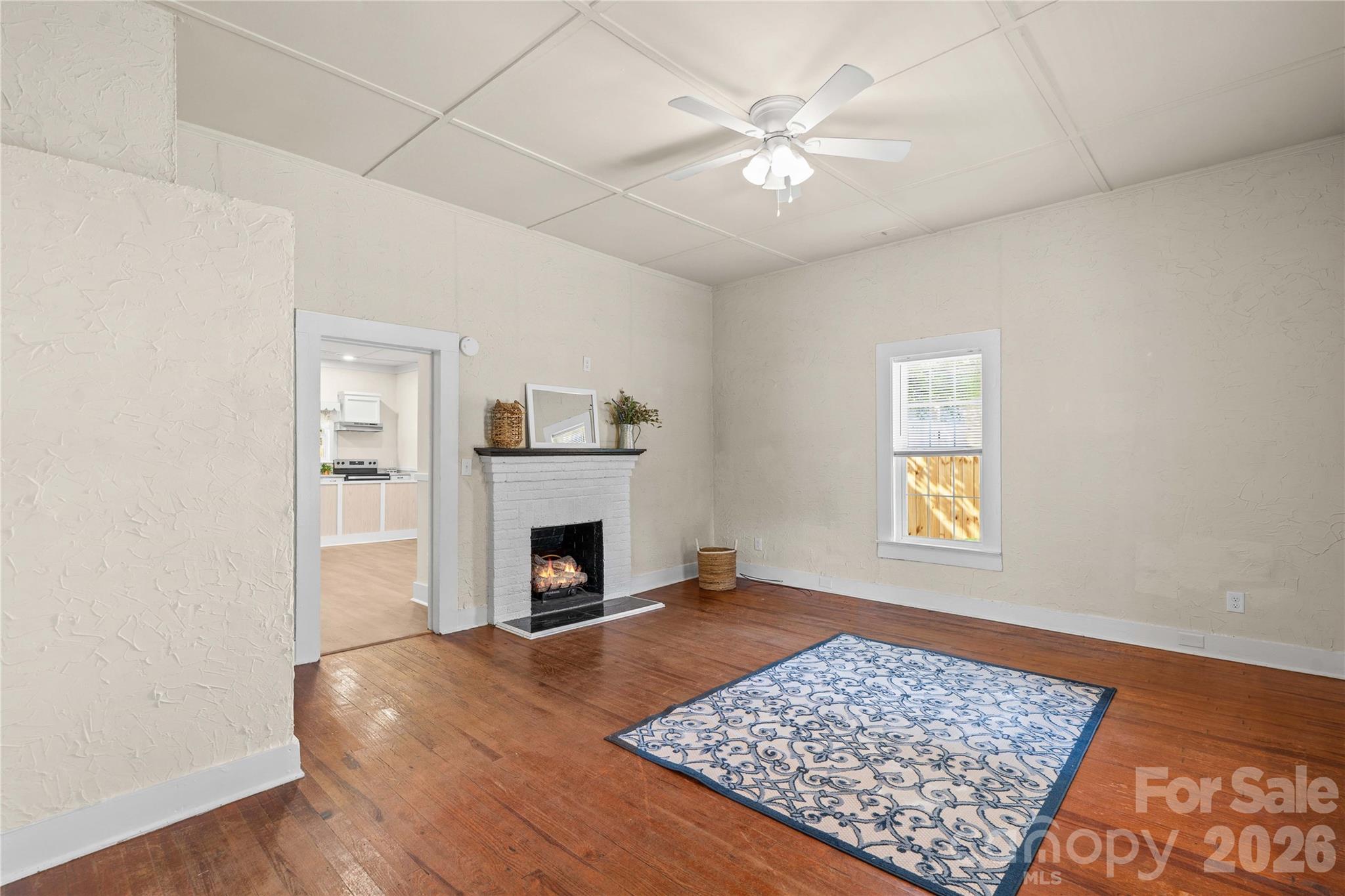 209 E Wilson Avenue
