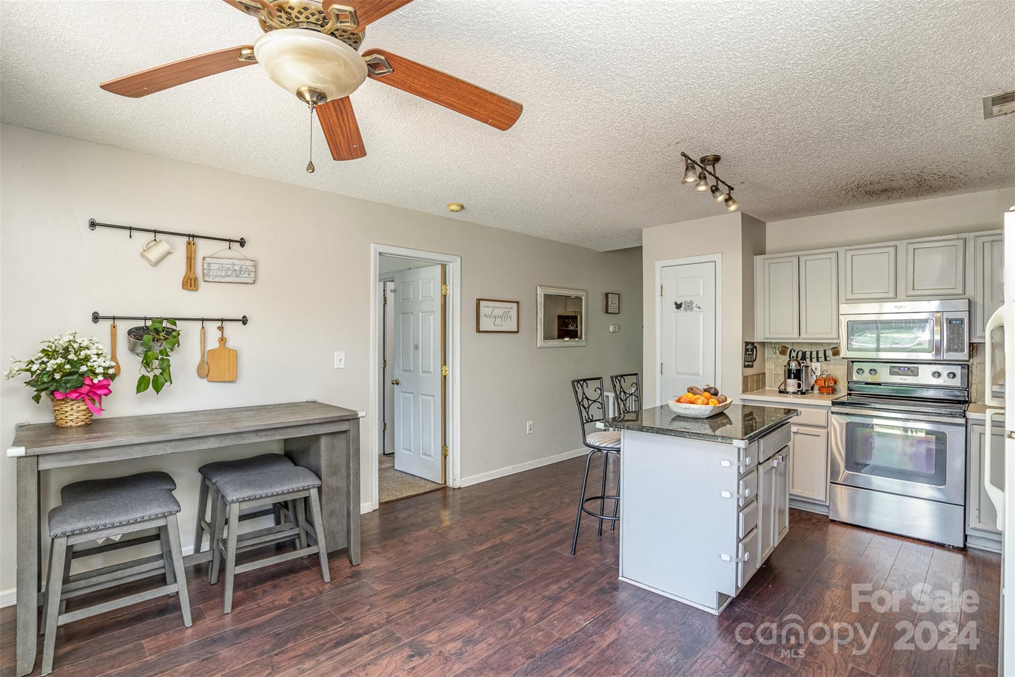 Faires Farm - Residential