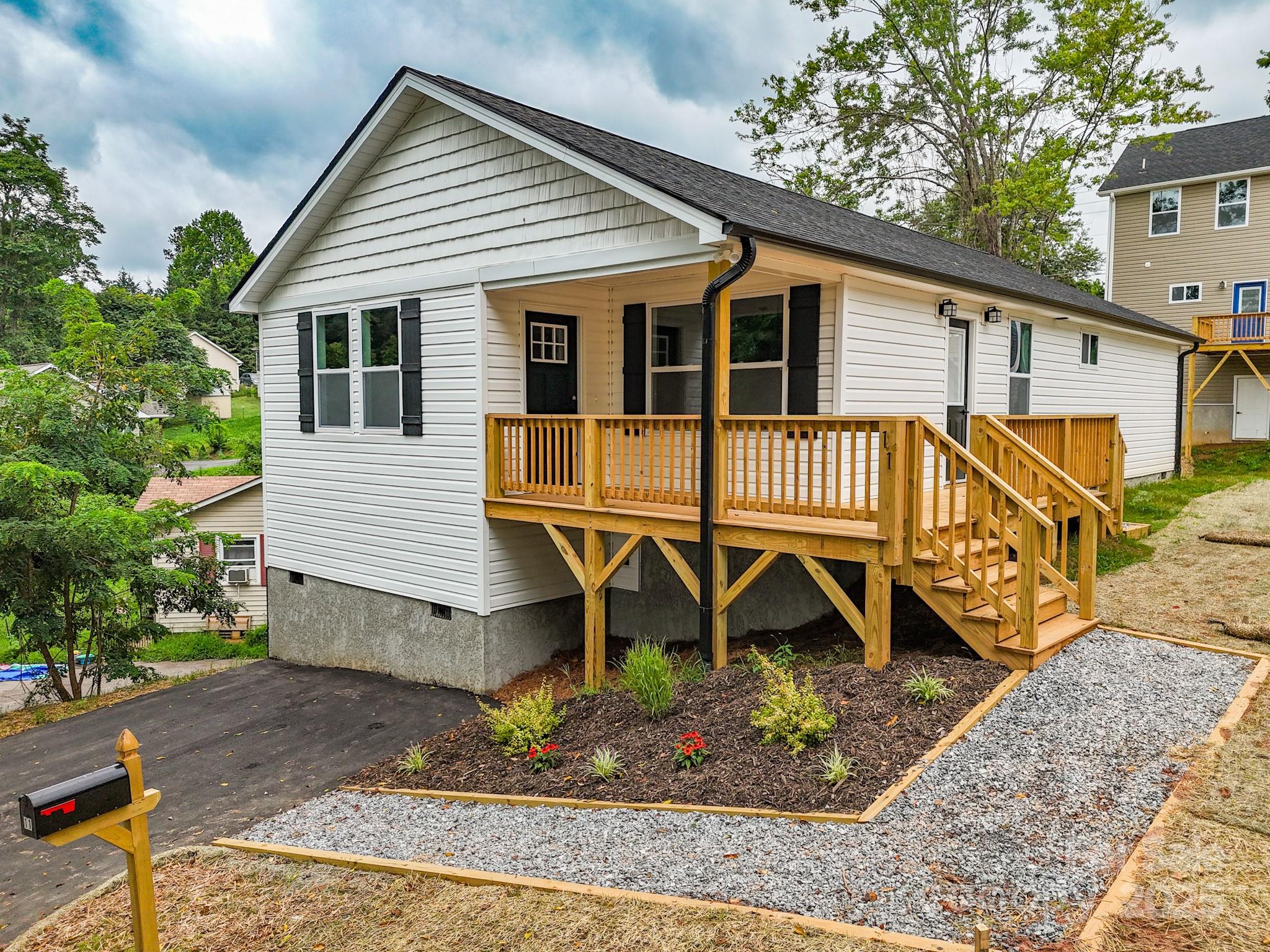 11 Rhudy Road