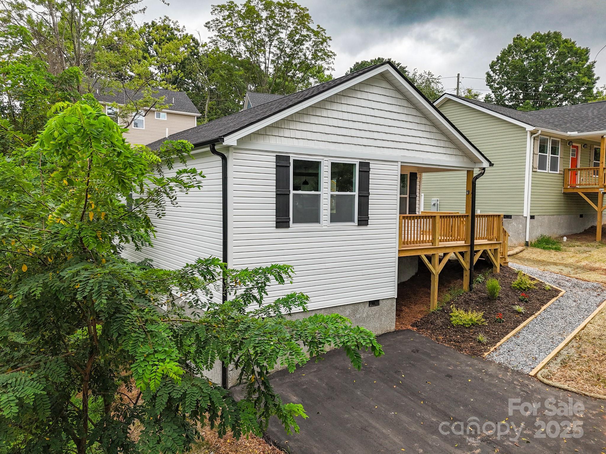 11 Rhudy Road