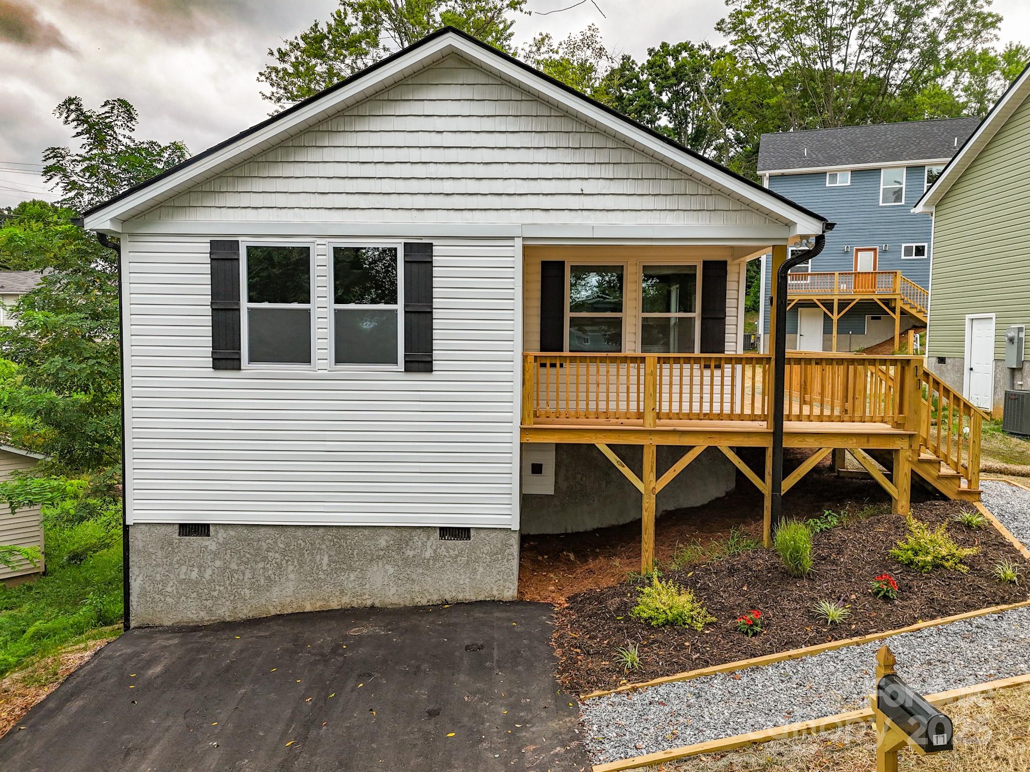 11 Rhudy Road