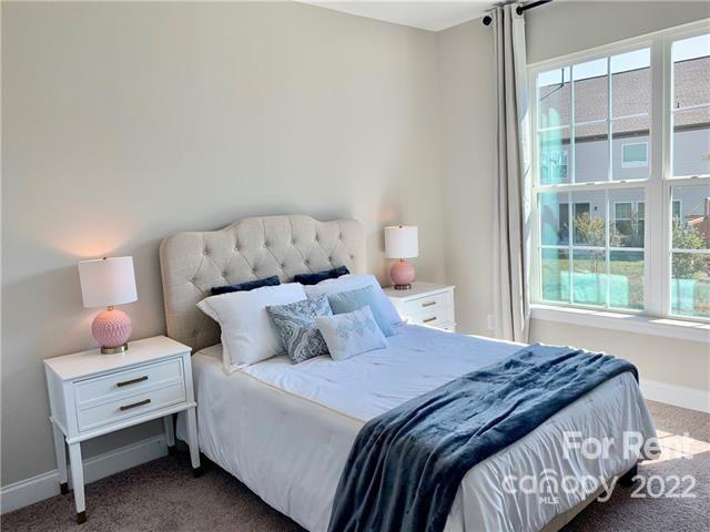 Oakland Pointe - Residential Lease