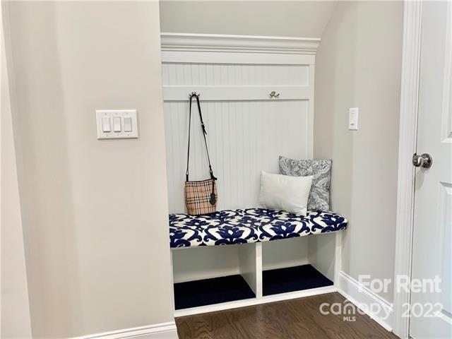 Oakland Pointe - Residential Lease