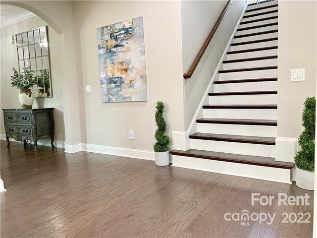 Oakland Pointe - Residential Lease