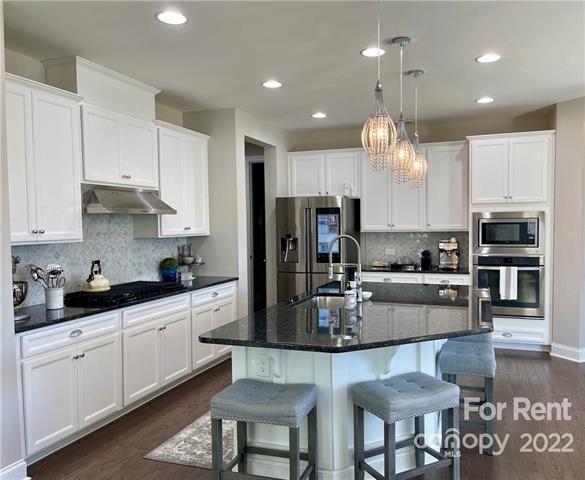 Oakland Pointe - Residential Lease