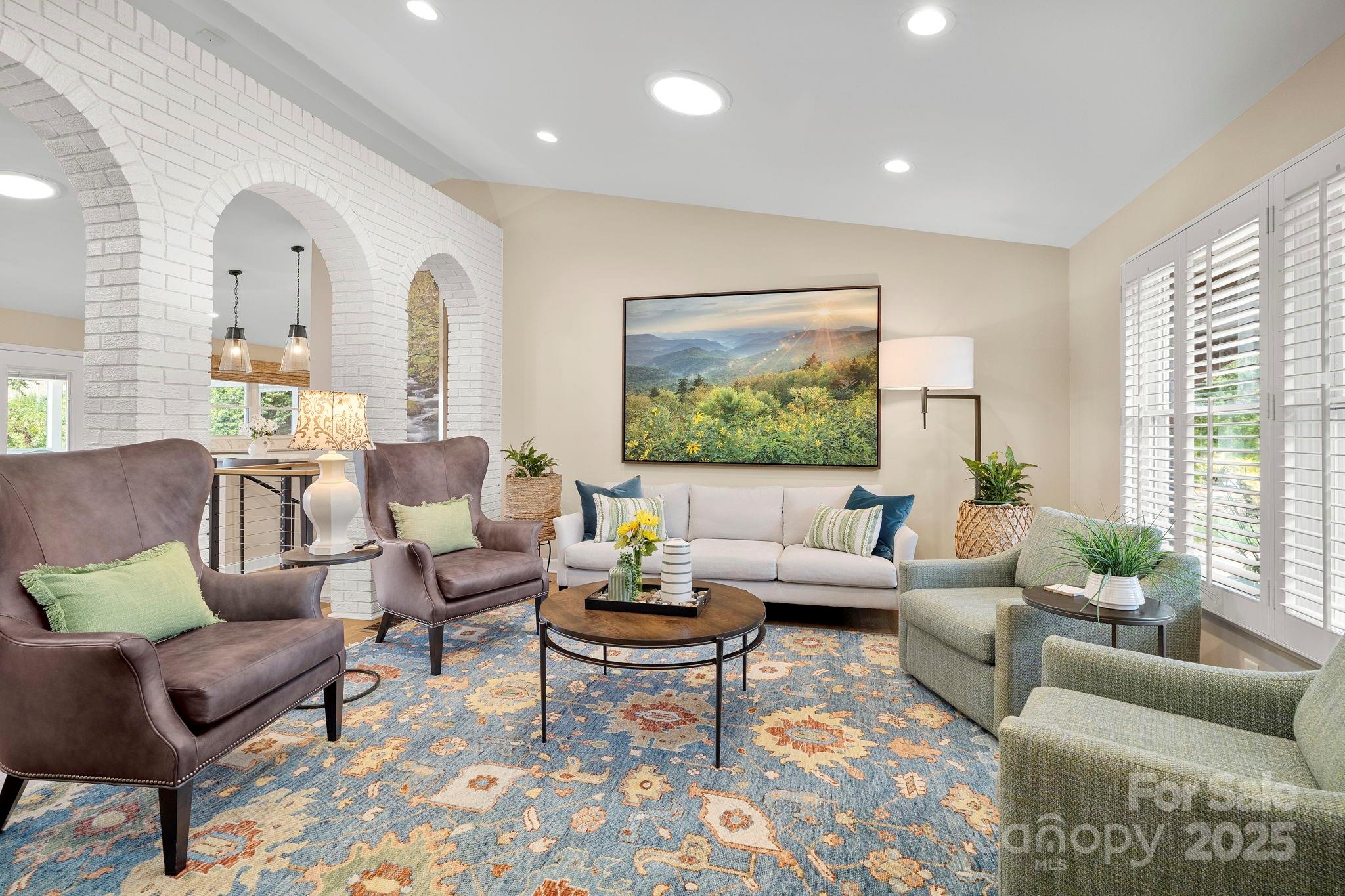 10 Audubon Drive