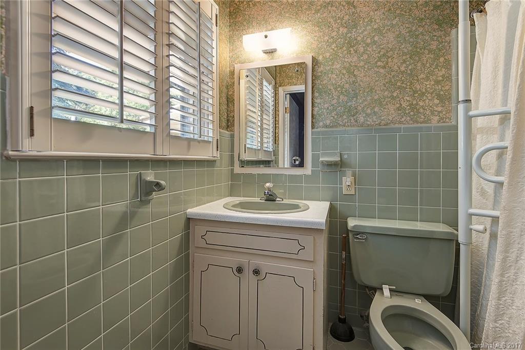 Woodland Hills - Residential