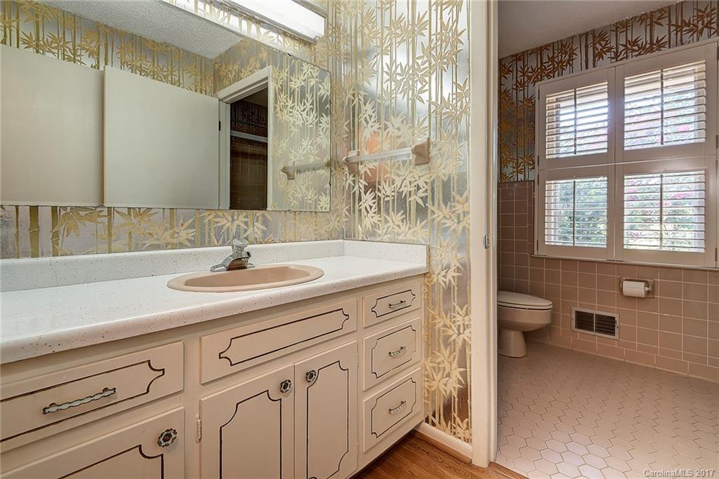 Woodland Hills - Residential