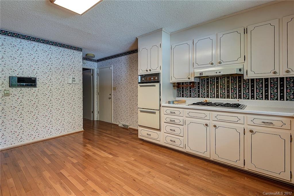 Woodland Hills - Residential