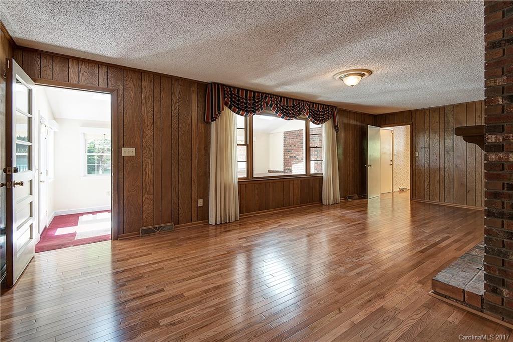 Woodland Hills - Residential