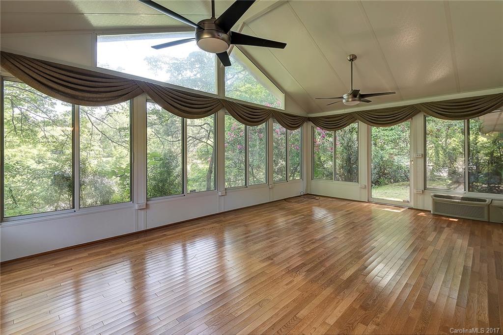 Woodland Hills - Residential