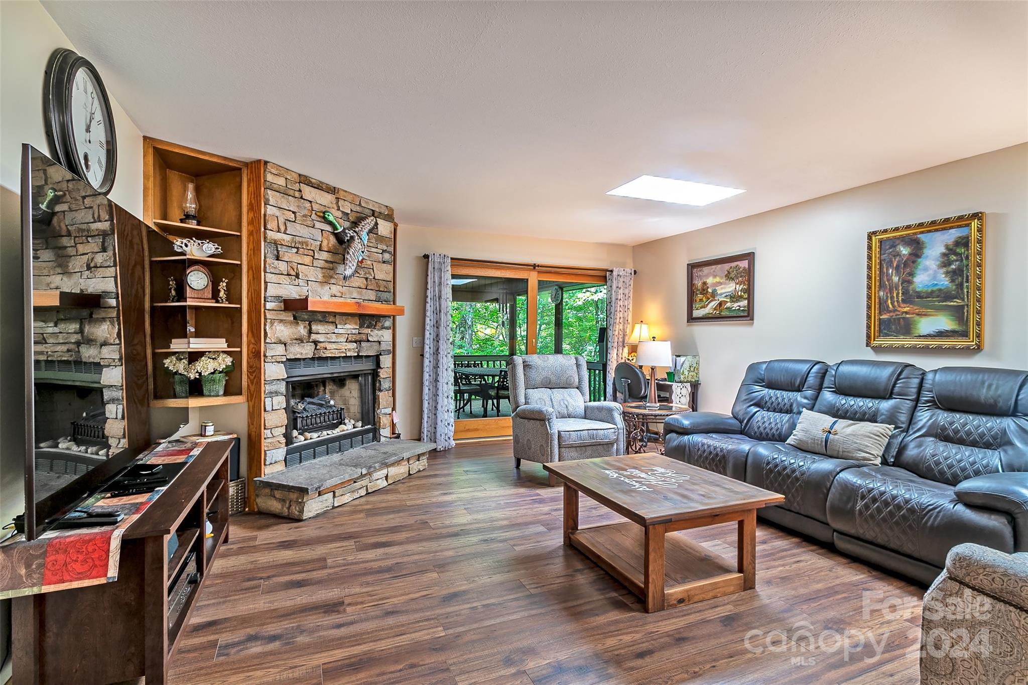 Connestee Falls - Residential