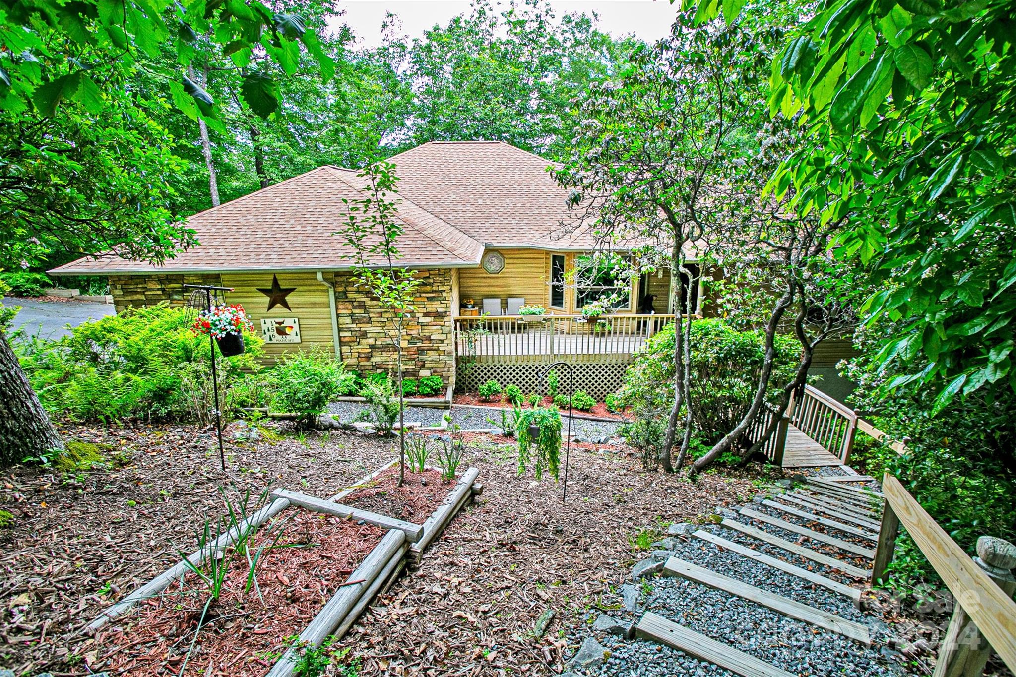 Connestee Falls - Residential