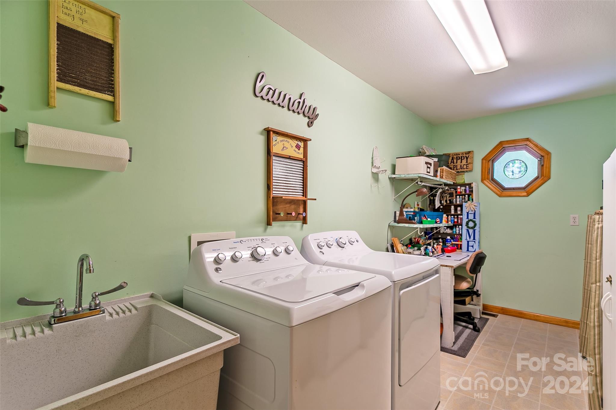 Connestee Falls - Residential