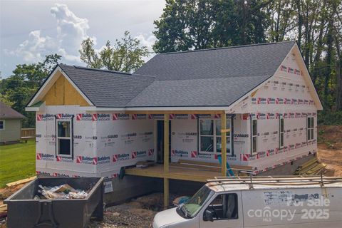 31 White Avenue Asheville NC 28803