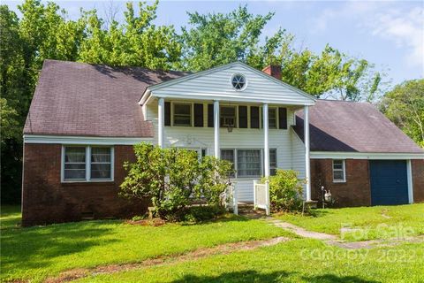 Single Family Residence in Asheville NC 15 Keenan Road.jpg